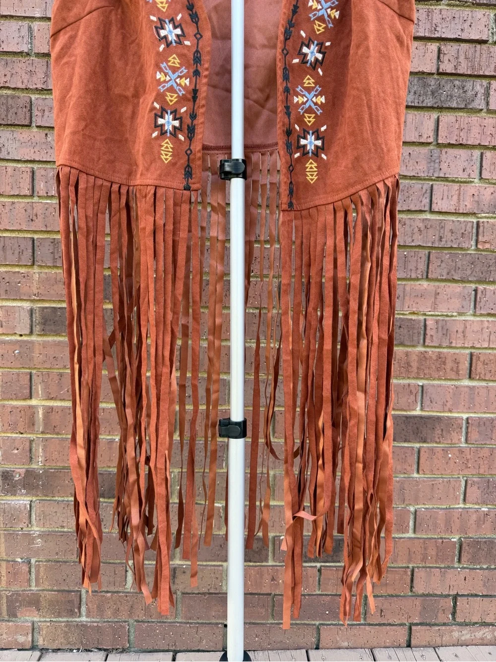 Flying Tomato VTG Boho Southwestern Embroidered Faux Suede Fringe Vest Medium - Picture 3 of 8